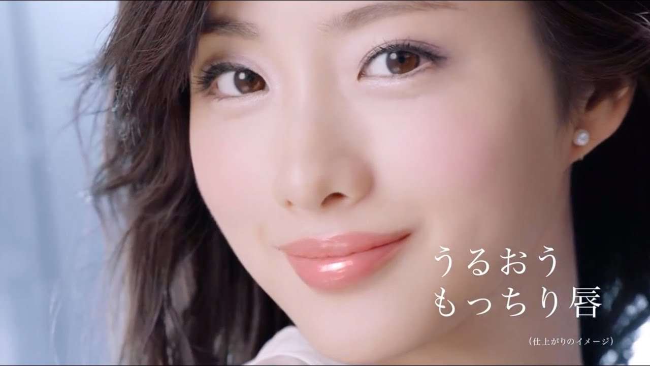 化粧品の出費減りましたか?