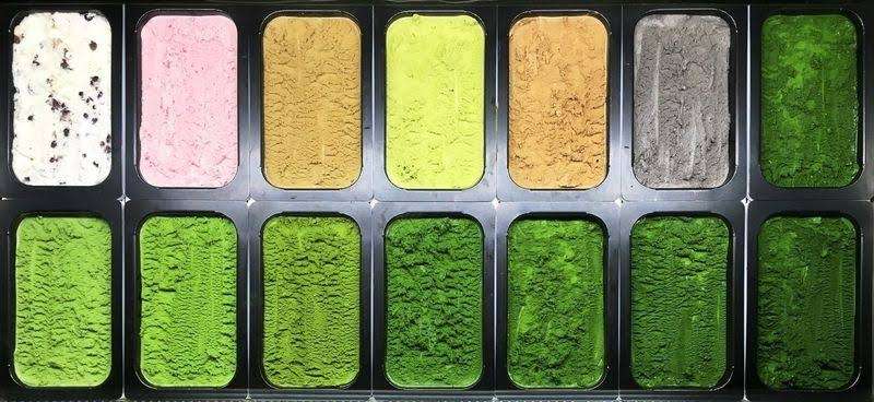 濃い抹茶のお菓子が好きな人集まれ〜