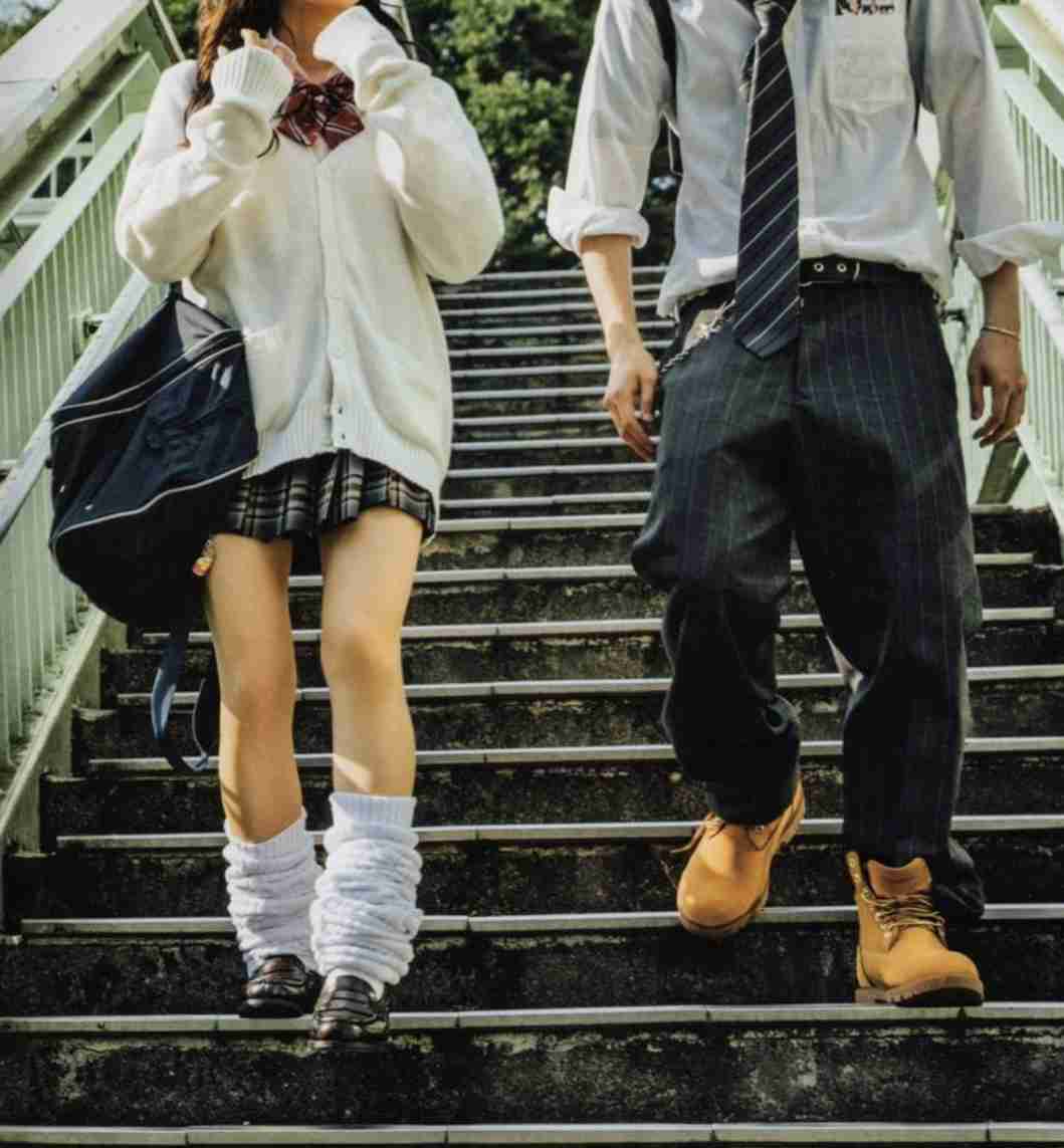 一番イケてない画像を貼った人が優勝
