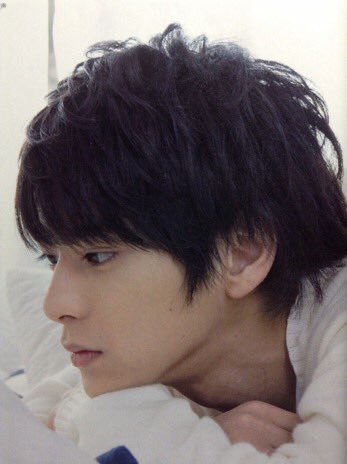 横顔が超ブサい