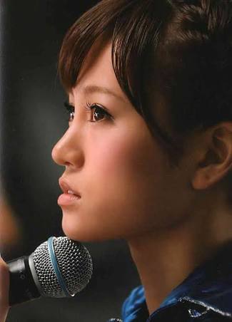 横顔が超ブサい