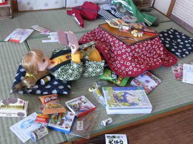 スマホで娯楽が完結してる人