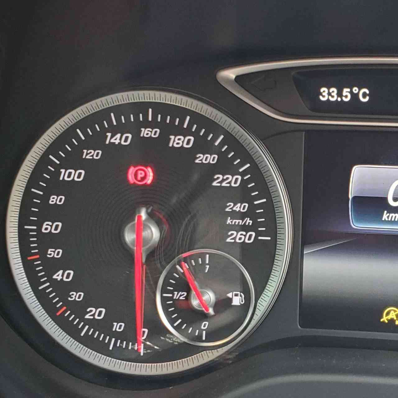 全国感染者5000人超に　宣言解除後最多に