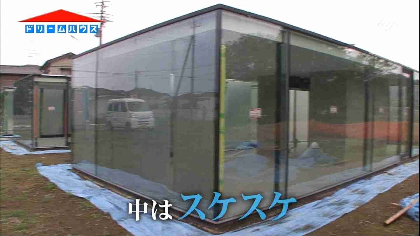 滝沢眞規子、全面ガラス張りの自宅公開…「虫が入ったり気になりませんか?」などの声