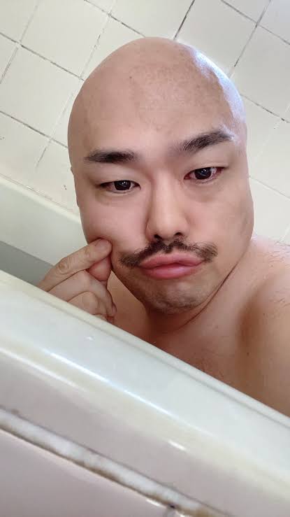 独身クロちゃんがおたけ結婚に言及「トリオで全員結婚とかズルすぎる!」