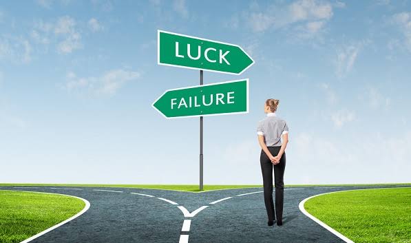 人生の選択を誤りがち【いい歳なのに】