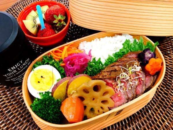 渡辺美奈代、コストコ品を使ったカラフル中華風弁当にファンうっとり「芸術作品」