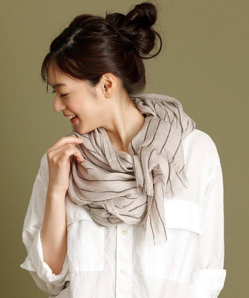 ストールが包帯巻いたみたいになる