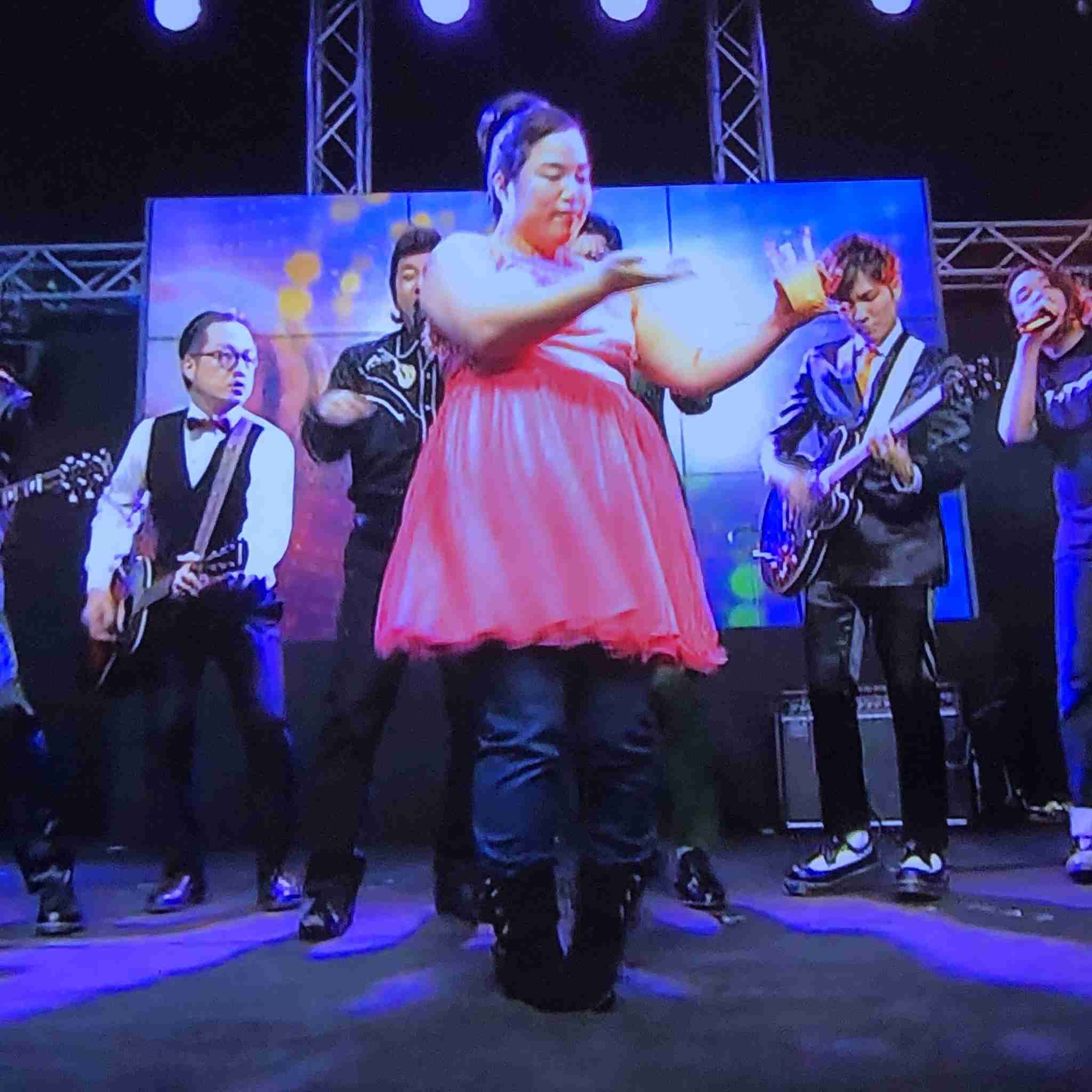 テレビの一場面の画像を見て番組名が分かったらプラス