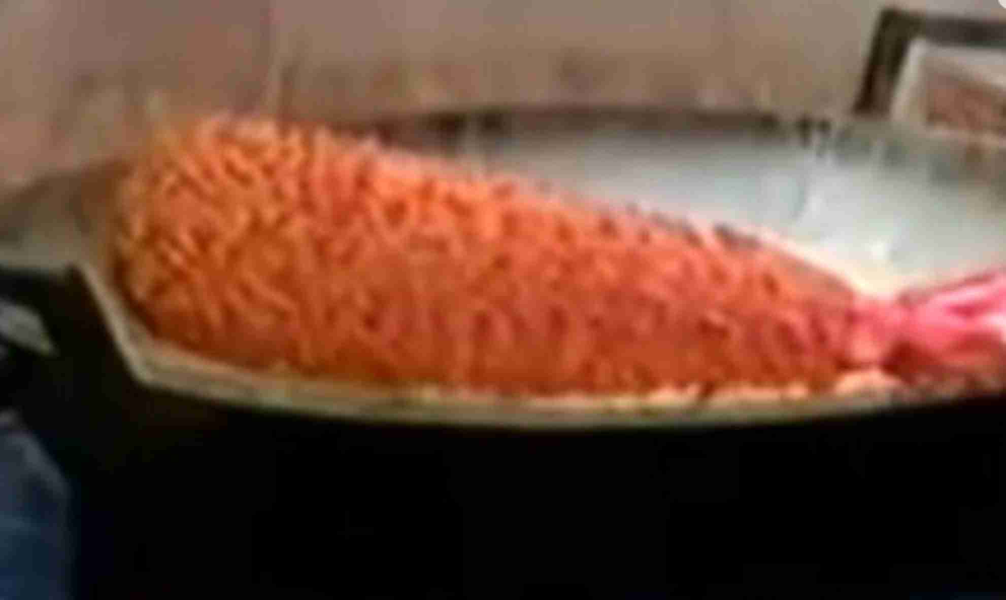 テレビの一場面の画像を見て番組名が分かったらプラス