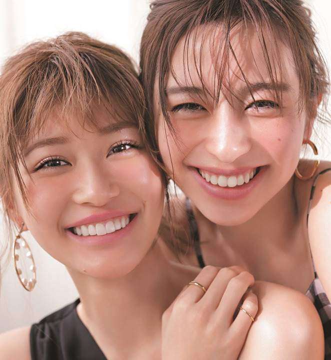 中条あやみ、めるるとの仲良しショット公開！「10代と思えないくらい大人な、めるさん」