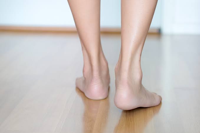 足の痛みやだるさにどうやって対応してますか?