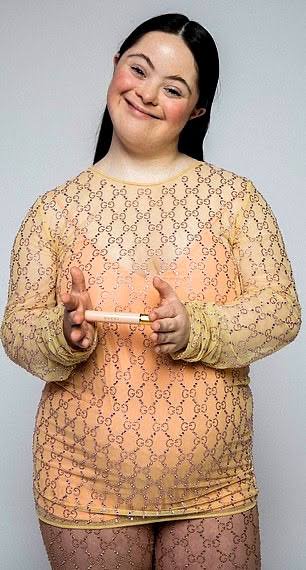 ダウン症のモデル・菜桜さん、所属事務所から卒業「夢は今までと変わりません」