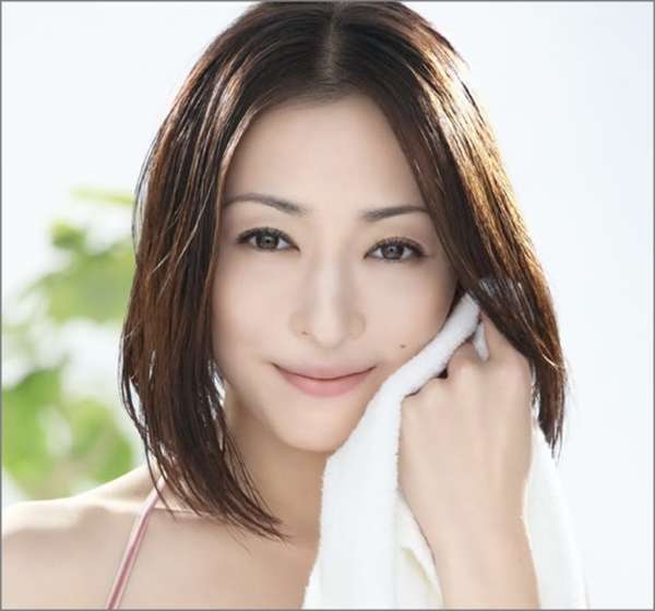 北川景子の「世に出ないのは勿体なさ過ぎる。美しすぎる花嫁」姿公開にファンため息「尊い」「うっとり」