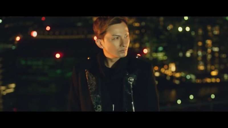 屋上でMV撮ってるバンド【アンチ禁止】