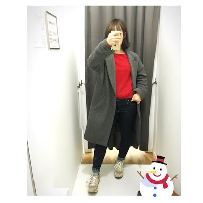 試着室での自撮り