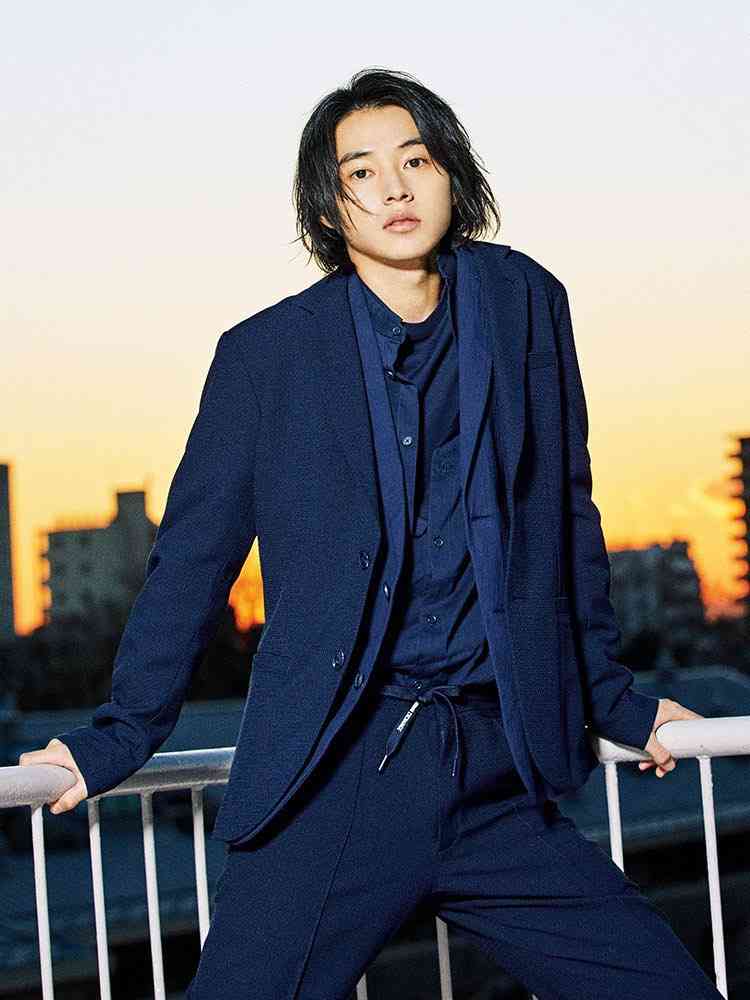 センター分けの美男美女の画像が見たい
