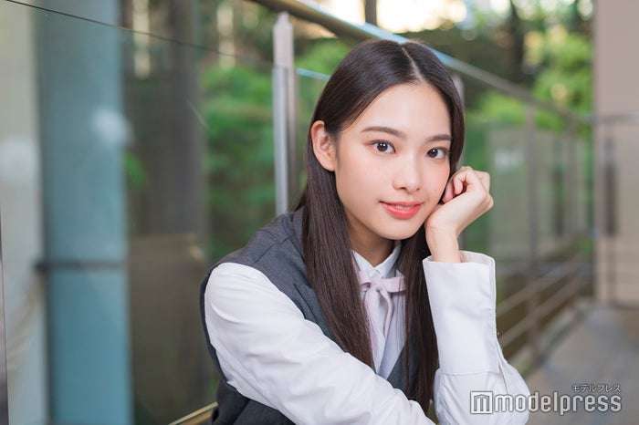 センター分けの美男美女の画像が見たい