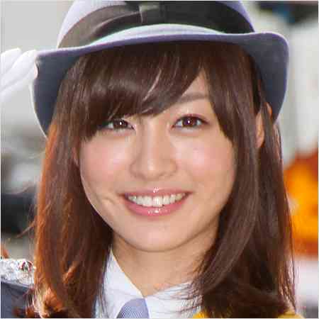 新井恵理那、“変身”自作ネックレスに「天才か?」「手品師みたい」の声