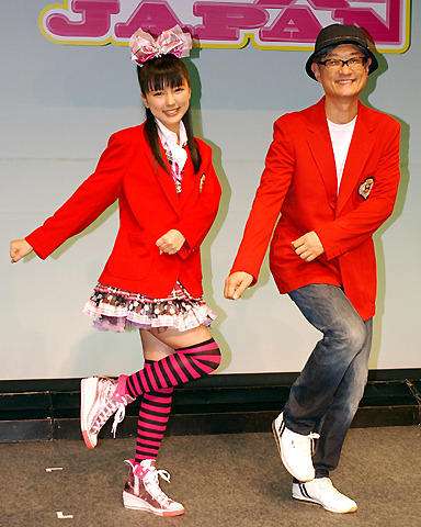 真野恵里菜、夫・柴崎岳の誕生日を手作りスイーツで祝福「最後まで全力で戦い抜けてね」