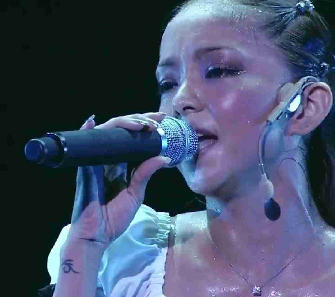 安室奈美恵の好きな曲を書いて行くトピ