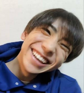 目の奥から笑っている芸能人