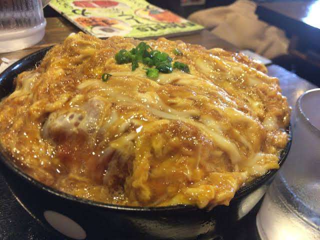 現実のお昼ご飯を食べながら、理想のお昼ご飯の画像を貼るトピ
