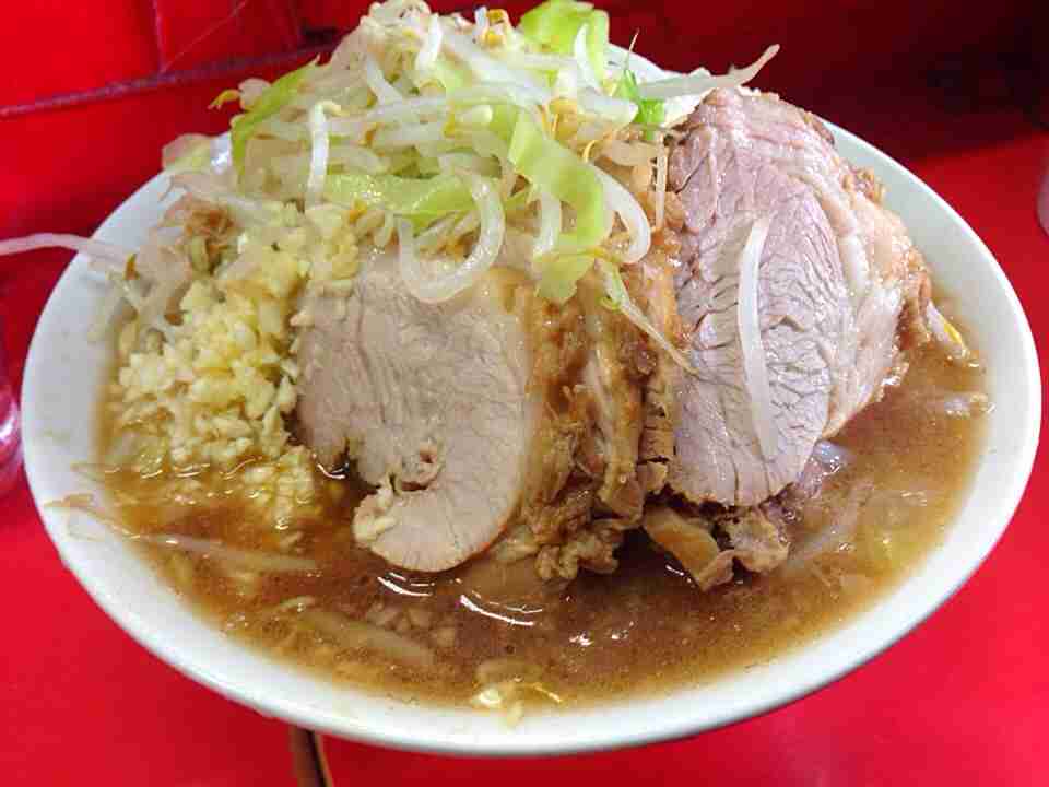 現実のお昼ご飯を食べながら、理想のお昼ご飯の画像を貼るトピ