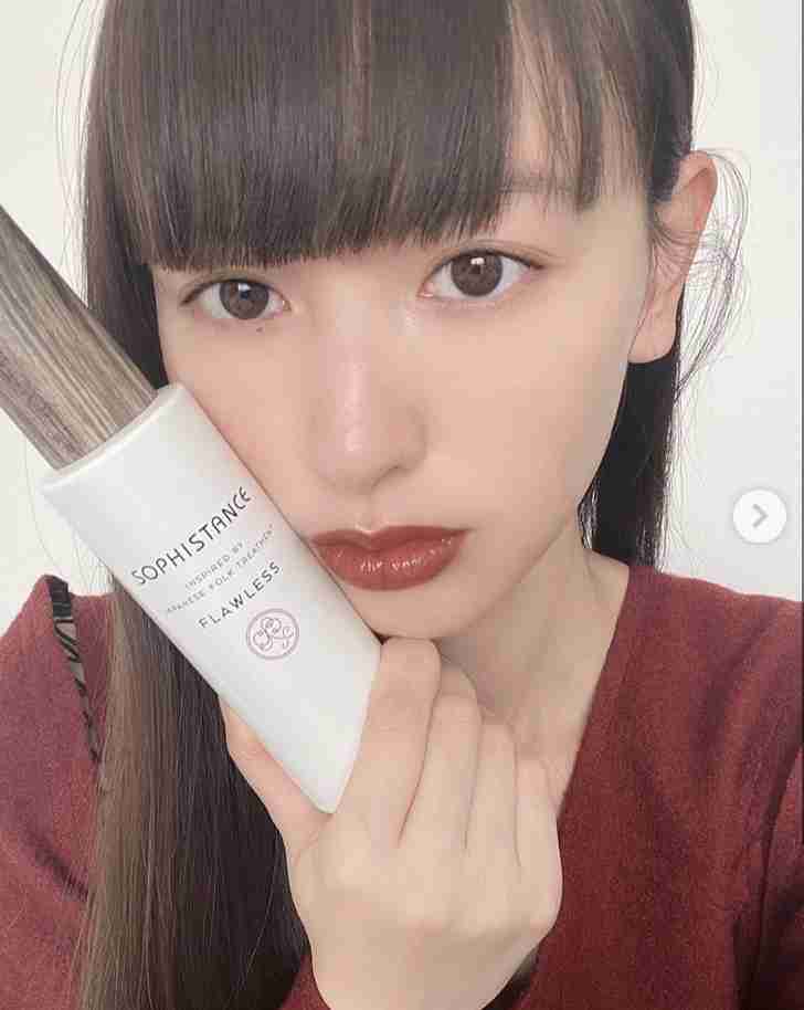 鈴木えみ　憧れ続けたハイトーンの紫色ヘアにフォロワー絶賛「女神」「綺麗すぎる」「妖精みたい」の声