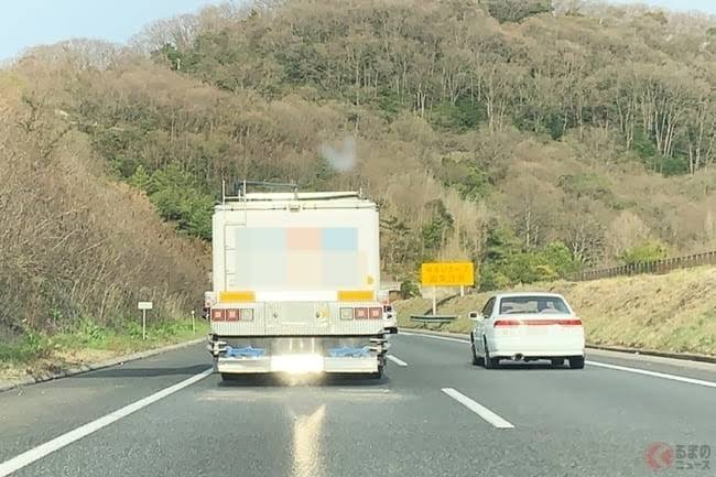 トラックドライバーの悲鳴と本音！　乗用車に「やめて欲しい行為」４つ