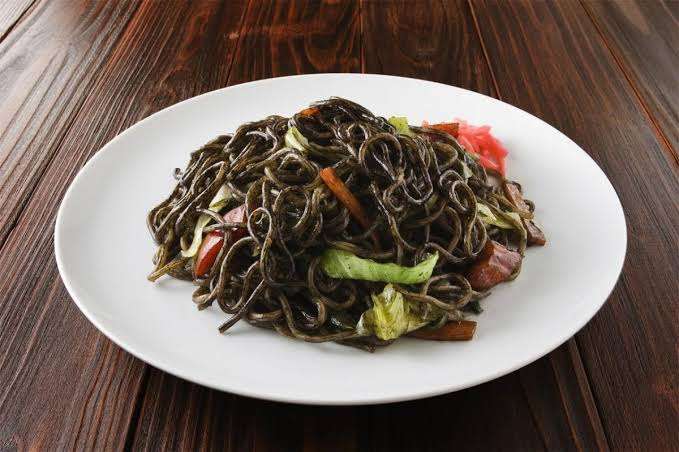 地元の麺料理のおすすめ教えて