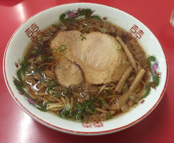 地元の麺料理のおすすめ教えて