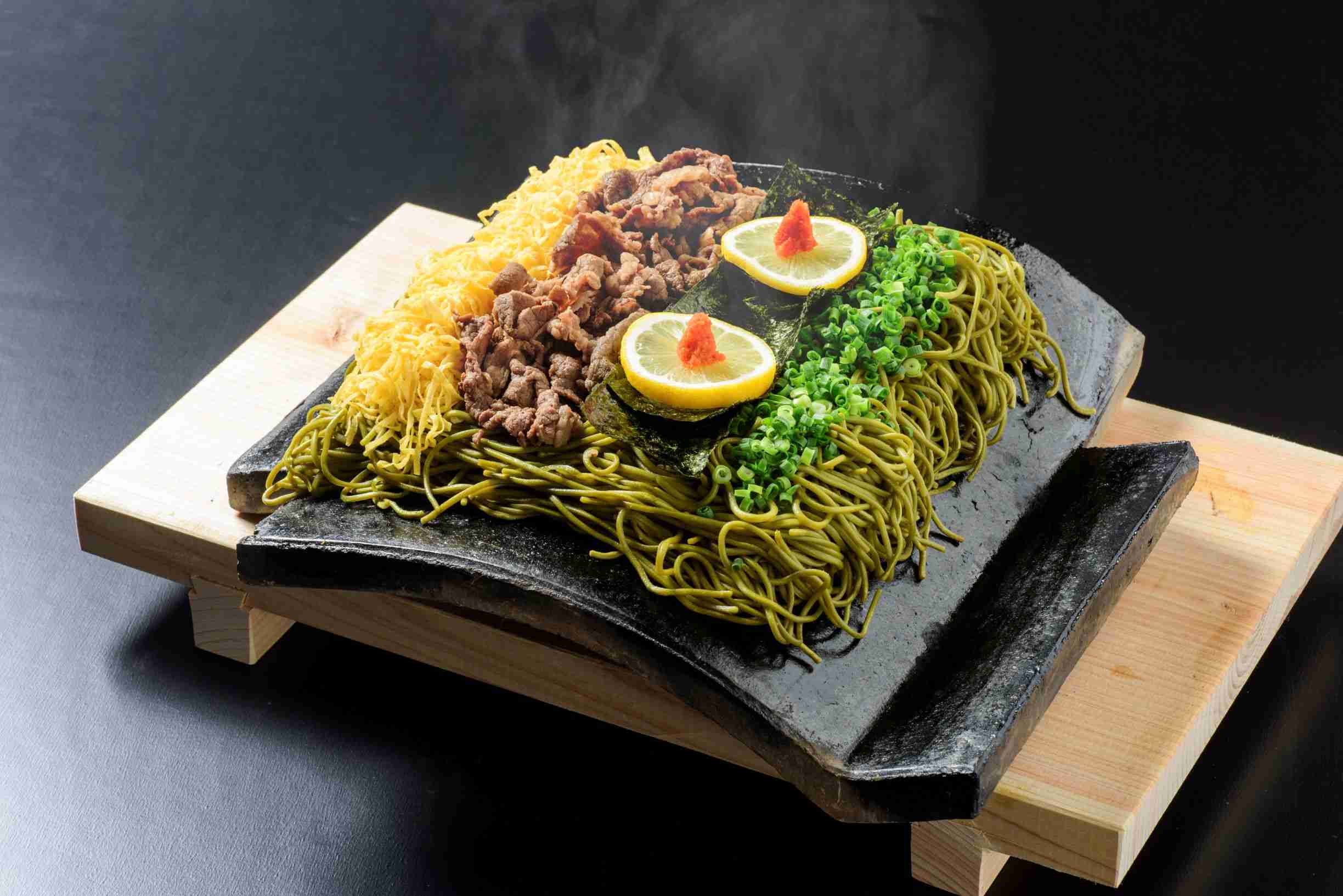 地元の麺料理のおすすめ教えて