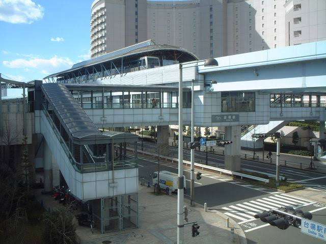 画像だけで駅名を当てるトピ