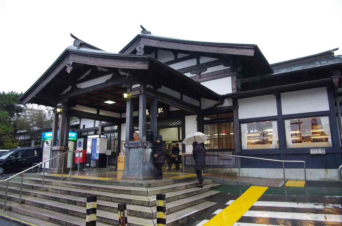 画像だけで駅名を当てるトピ