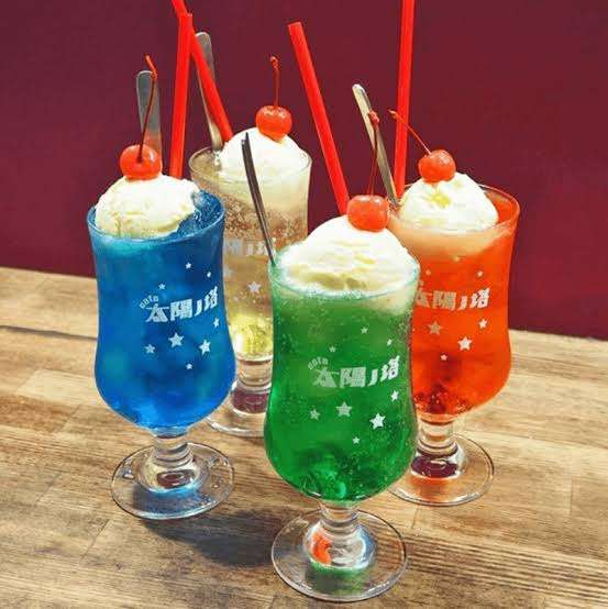 酒がダメなら、クリームソーダを。コロナ苦況のバー、喫茶営業に活路
