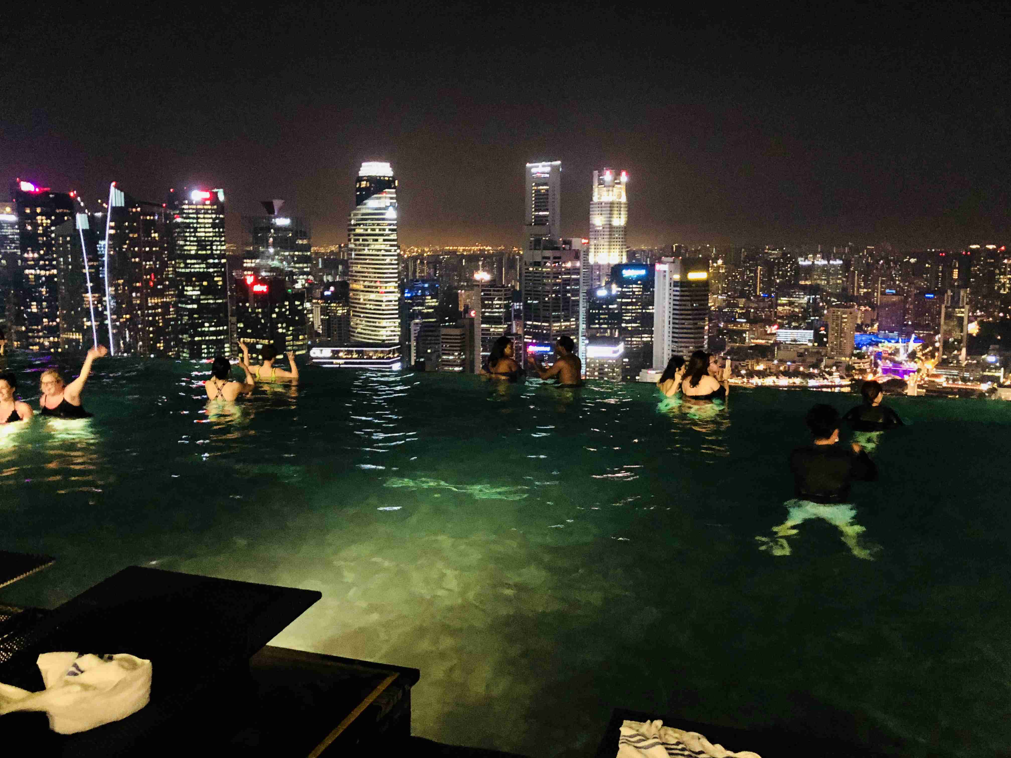 コロナ禍だし、過去に行った旅行の写真でも見せ合いませんか