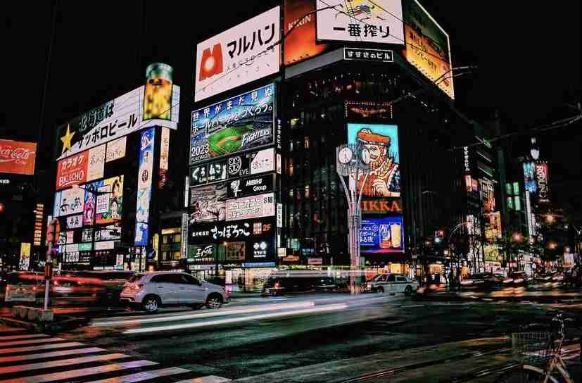 コロナ禍だし、過去に行った旅行の写真でも見せ合いませんか