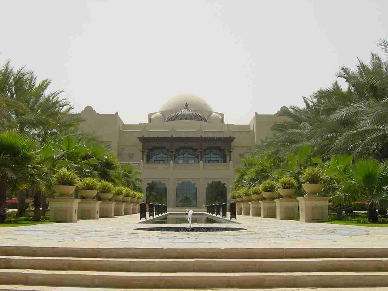 コロナ禍だし、過去に行った旅行の写真でも見せ合いませんか