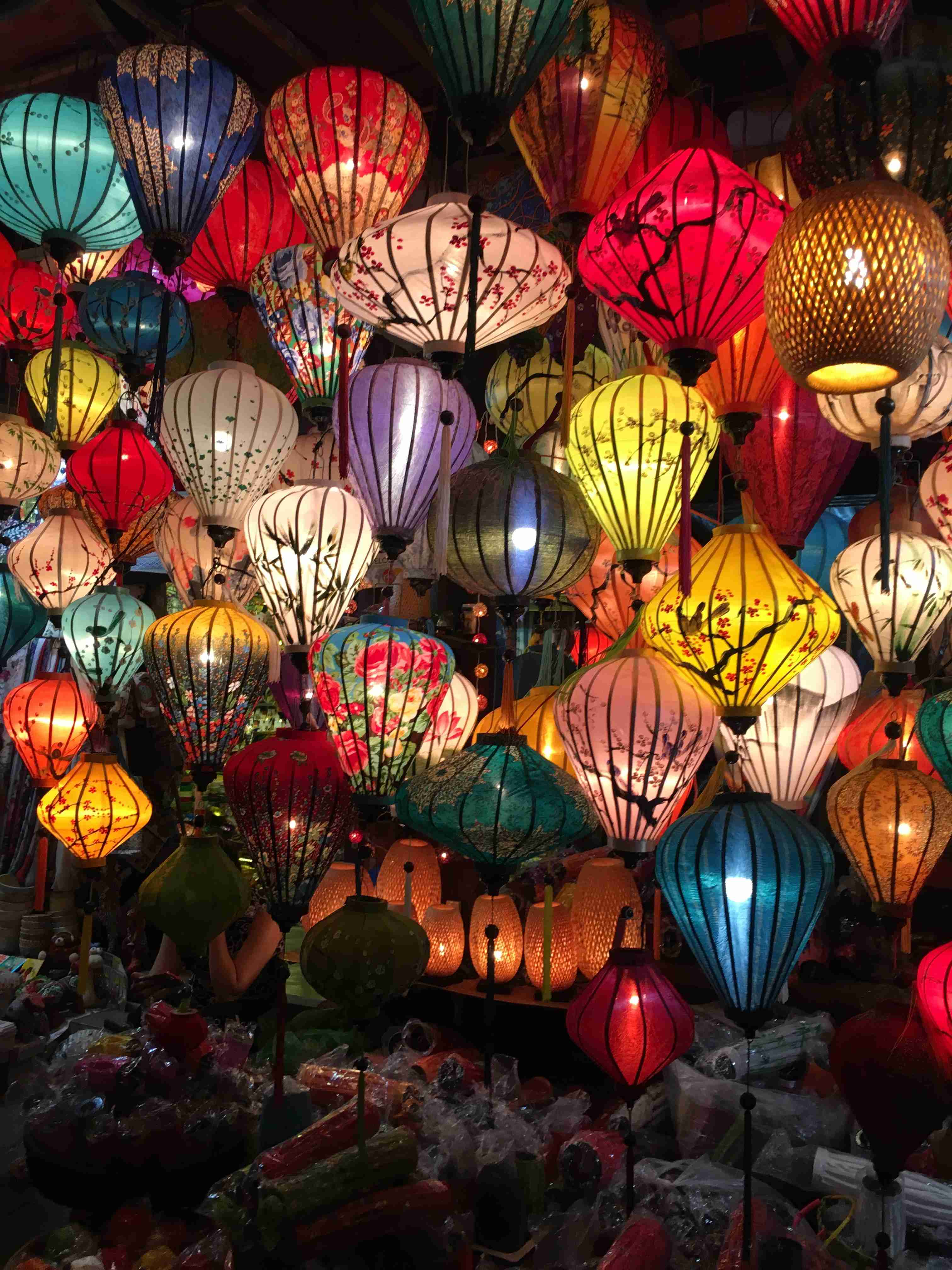 コロナ禍だし、過去に行った旅行の写真でも見せ合いませんか