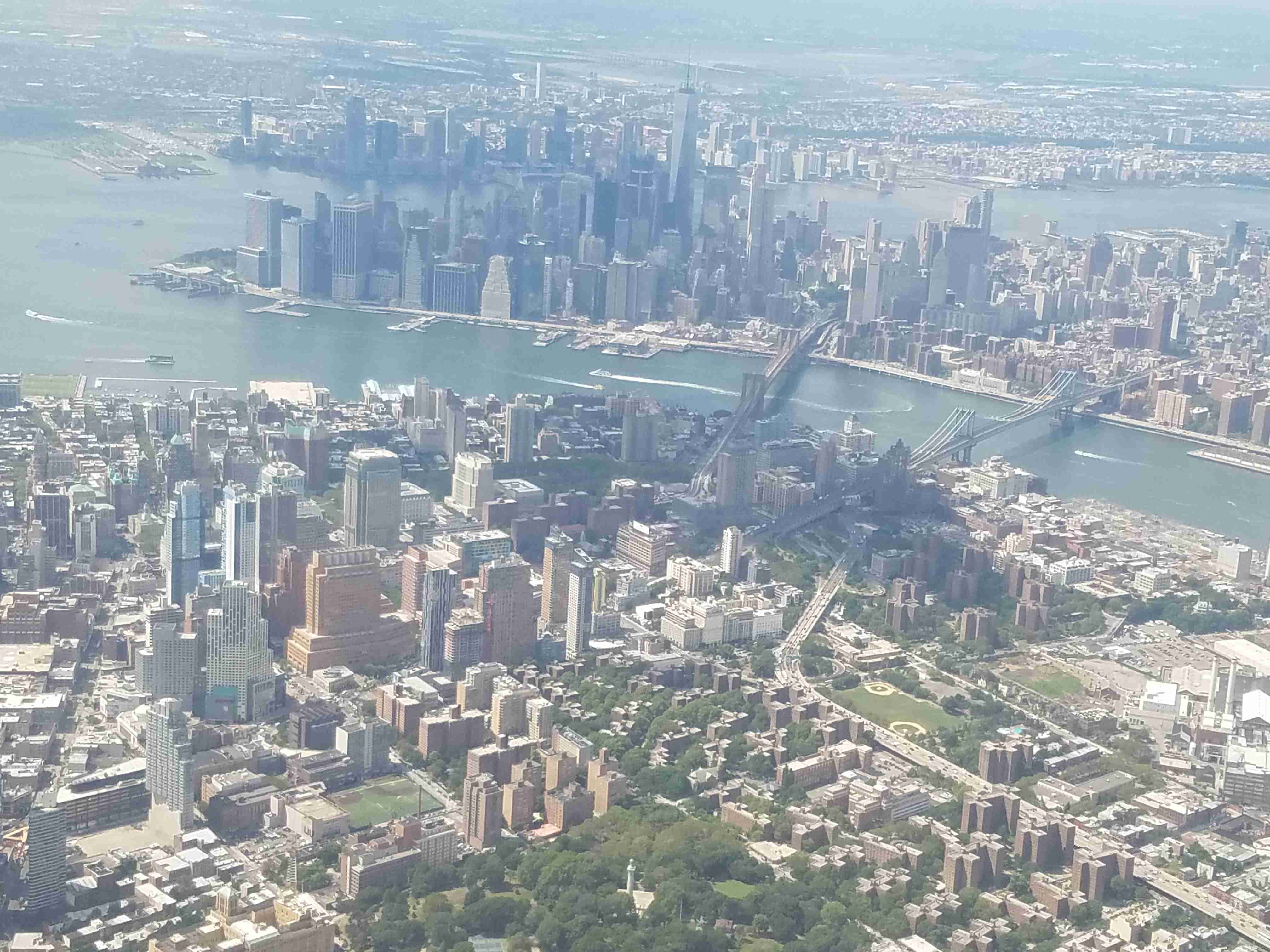 コロナ禍だし、過去に行った旅行の写真でも見せ合いませんか