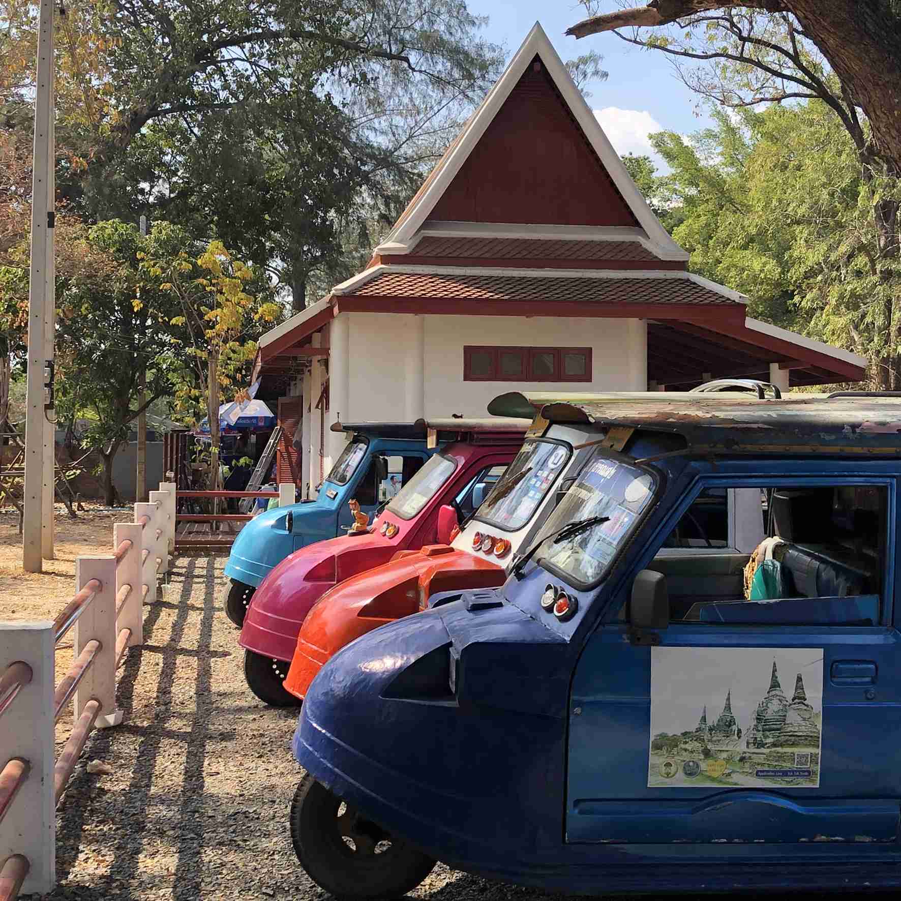 コロナ禍だし、過去に行った旅行の写真でも見せ合いませんか