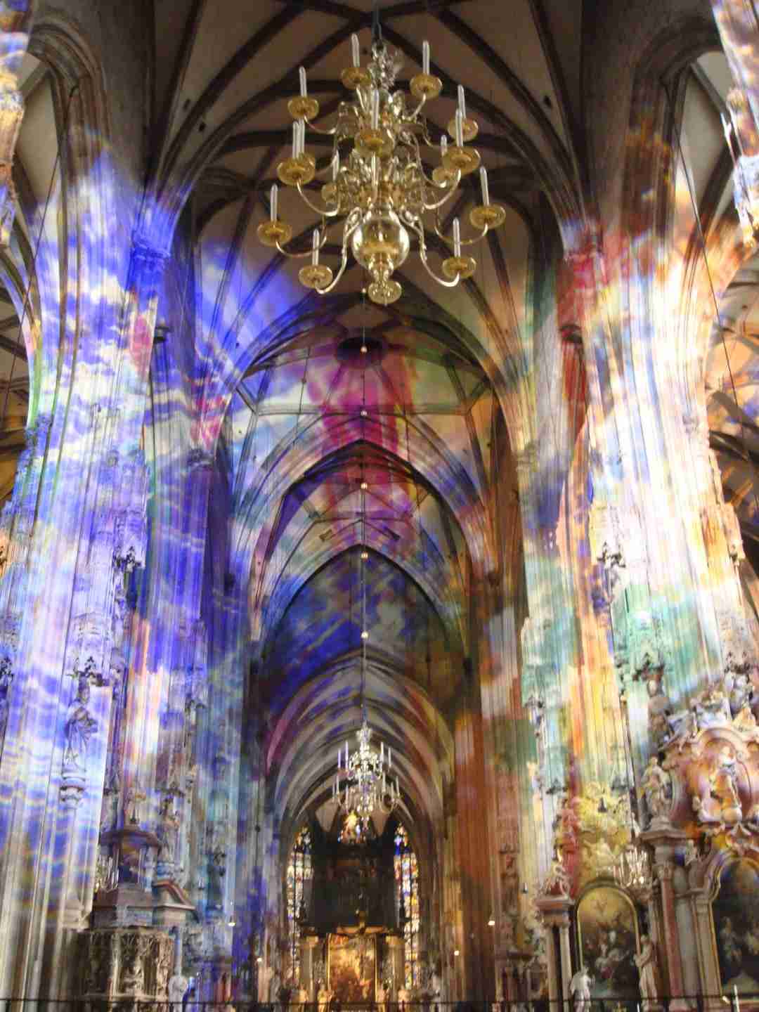 コロナ禍だし、過去に行った旅行の写真でも見せ合いませんか