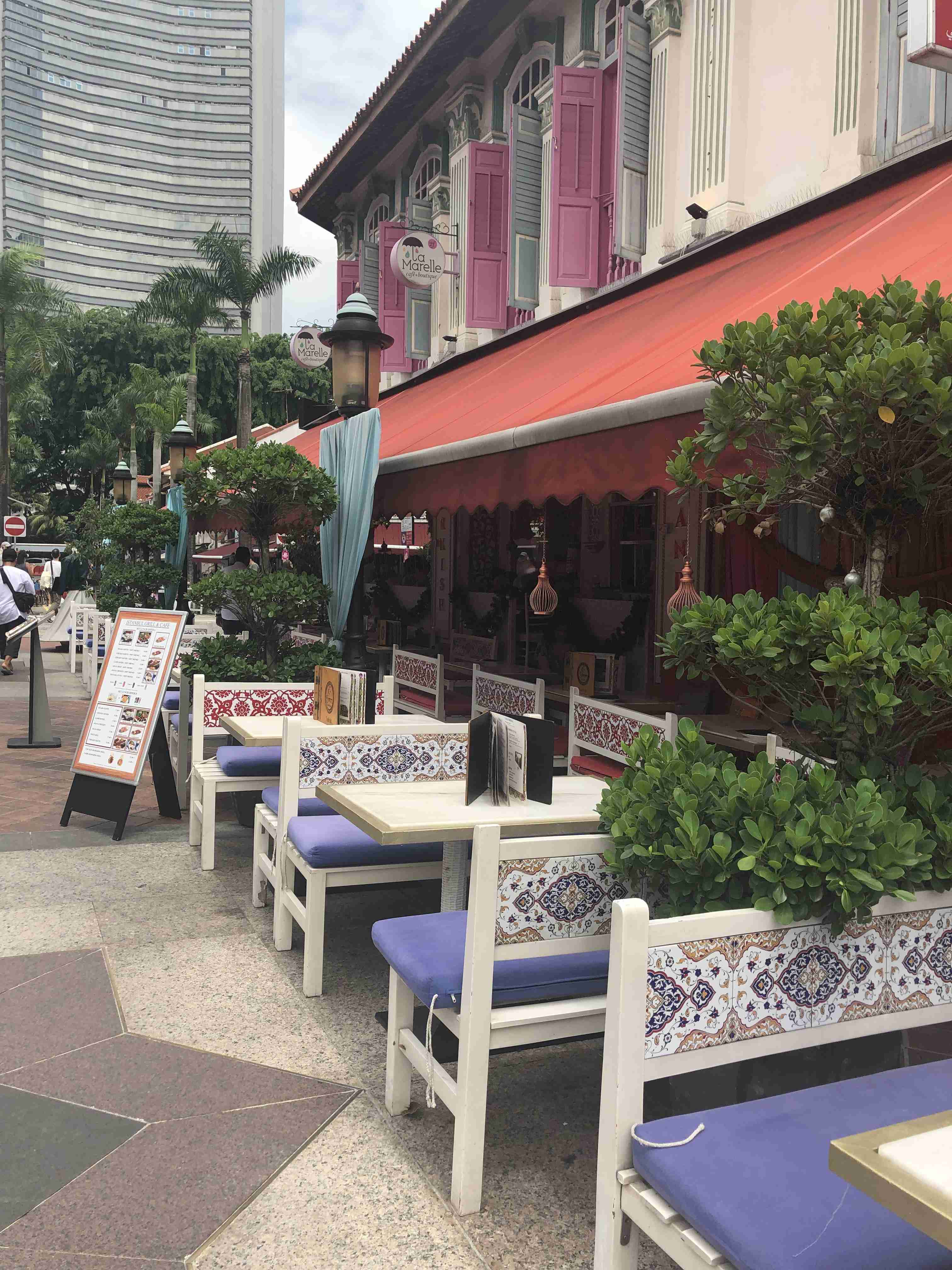 コロナ禍だし、過去に行った旅行の写真でも見せ合いませんか