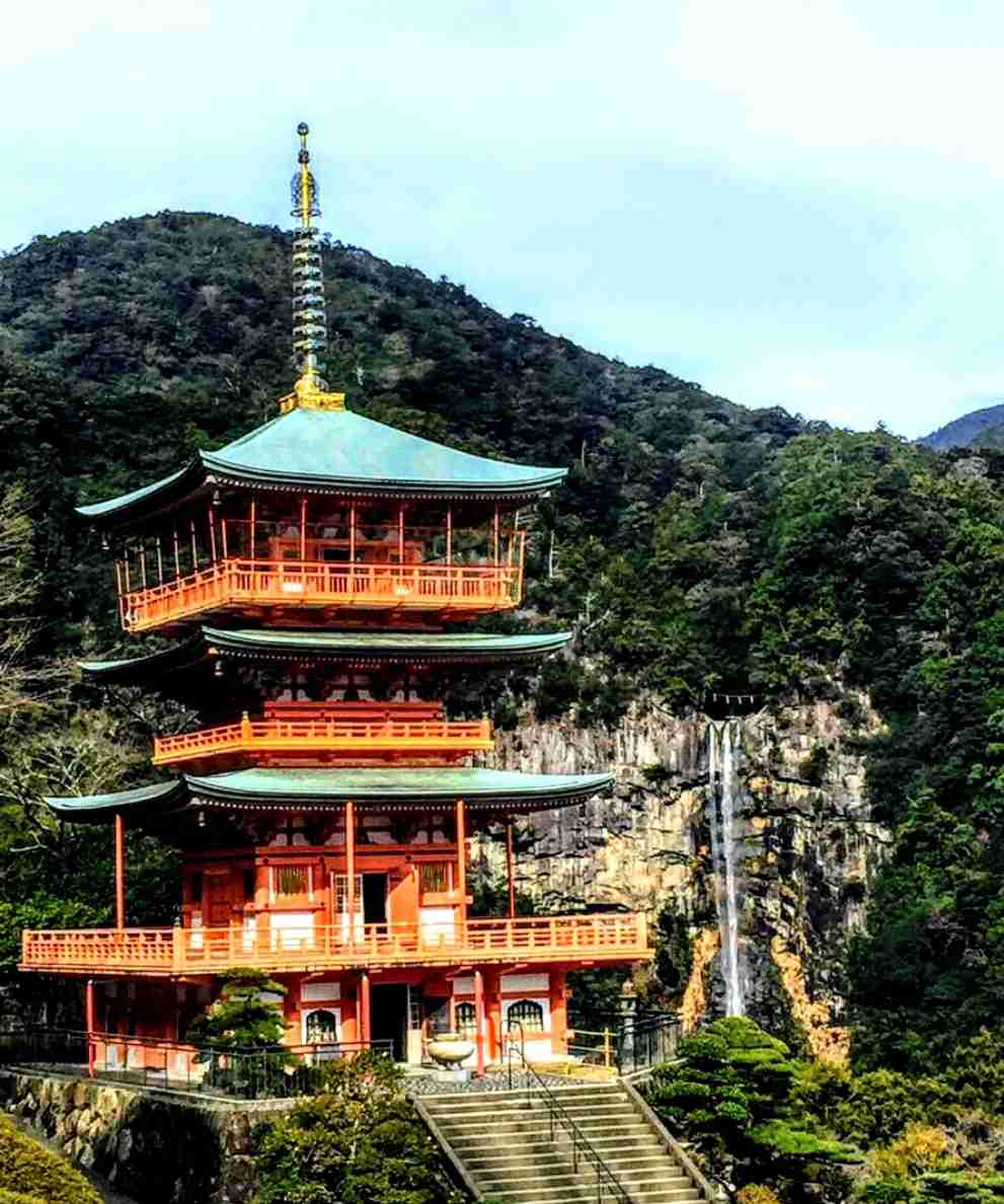 コロナ禍だし、過去に行った旅行の写真でも見せ合いませんか