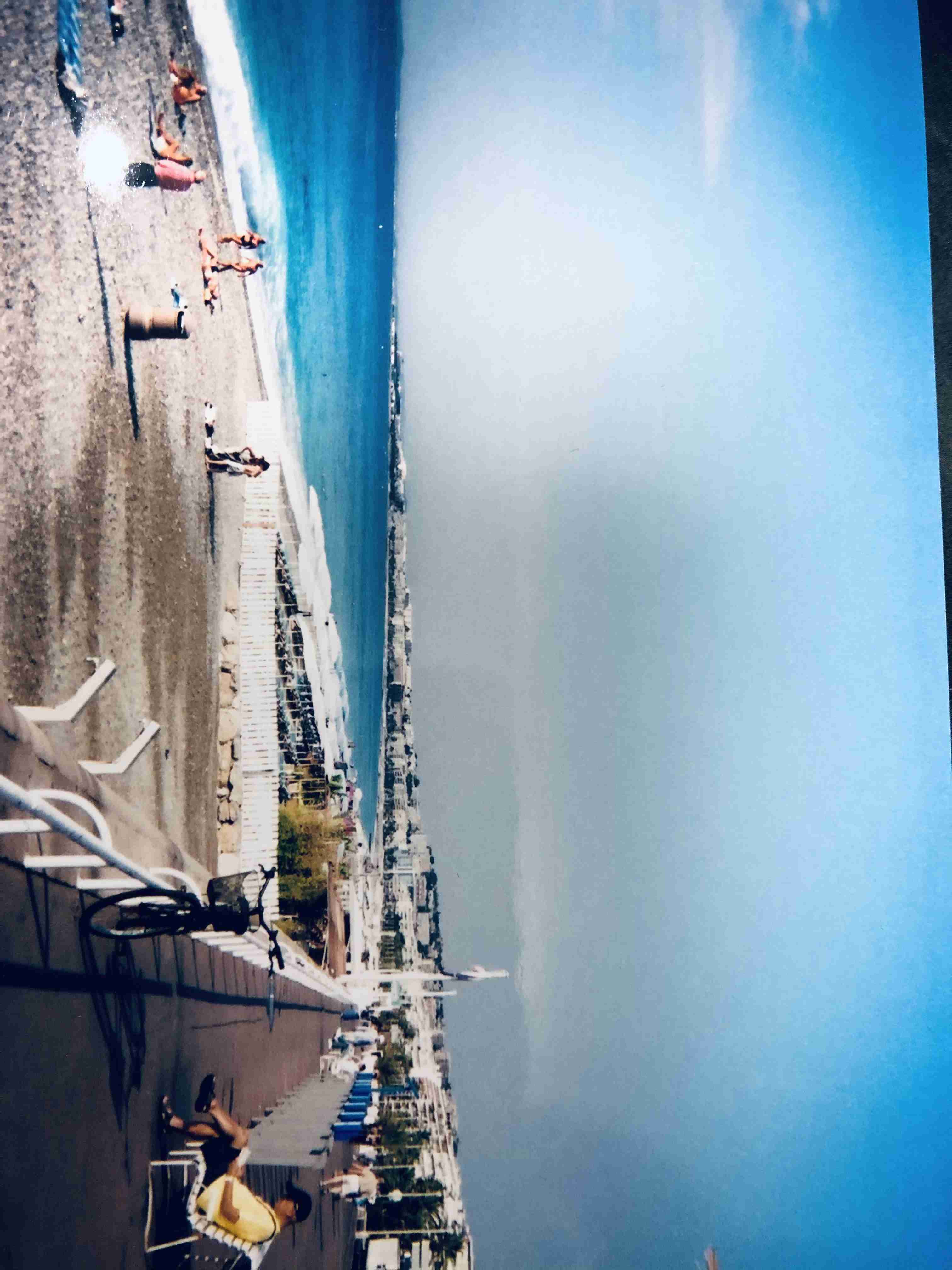 コロナ禍だし、過去に行った旅行の写真でも見せ合いませんか