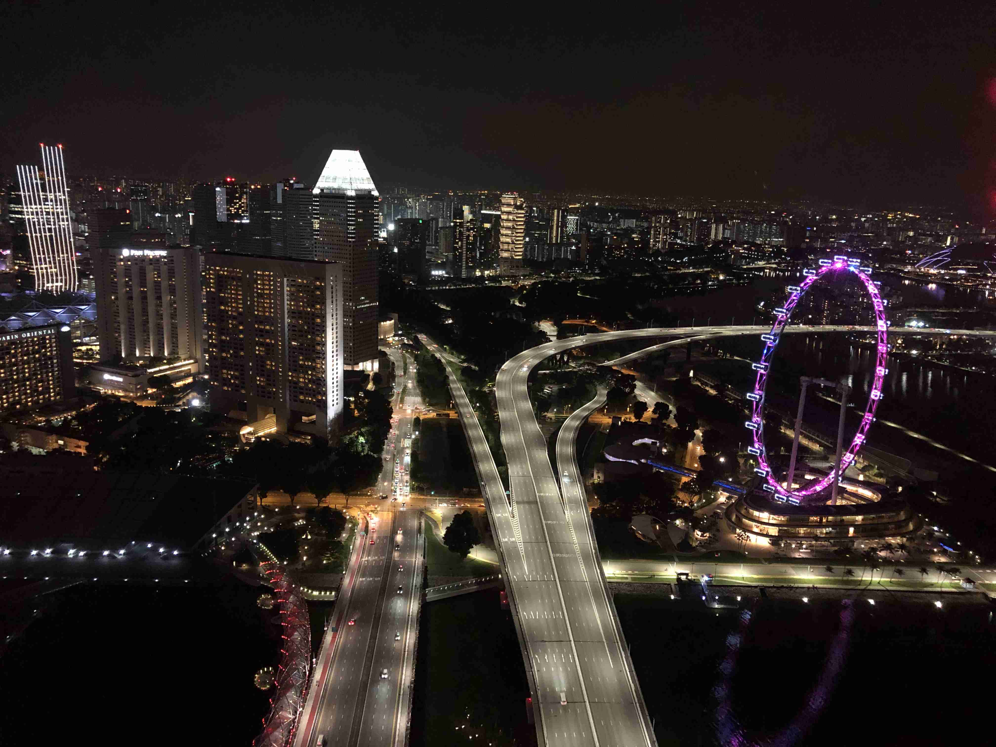 コロナ禍だし、過去に行った旅行の写真でも見せ合いませんか