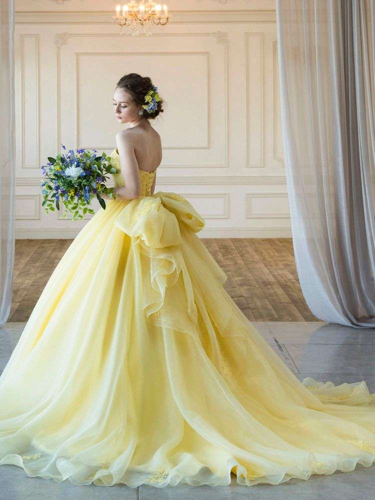 綺麗なウエディングドレスがみたい