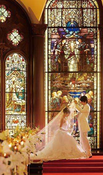 綺麗なウエディングドレスがみたい