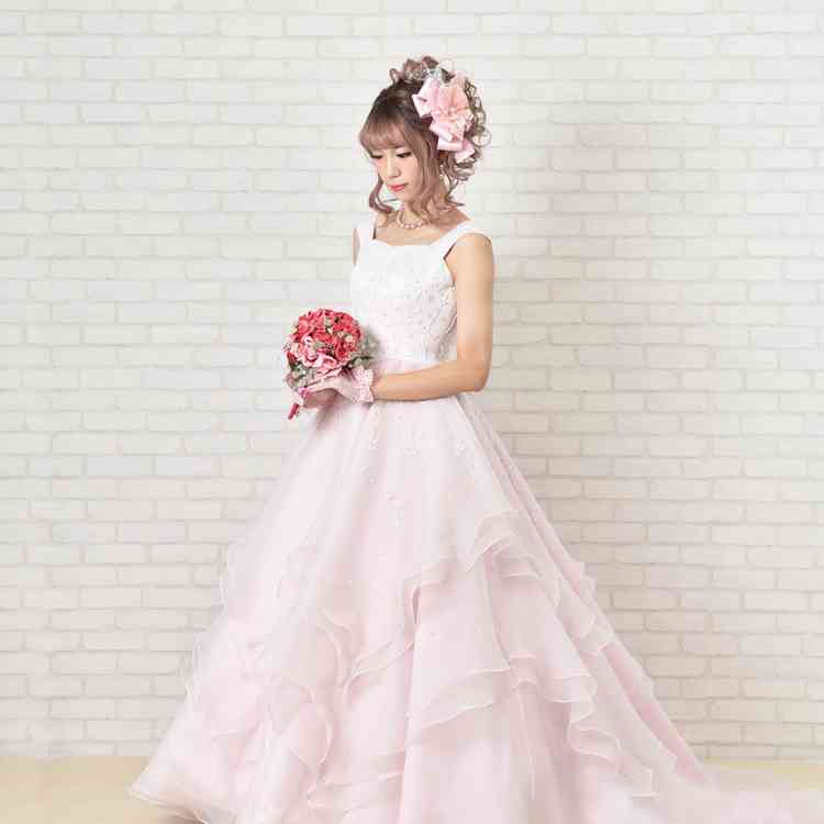 綺麗なウエディングドレスがみたい